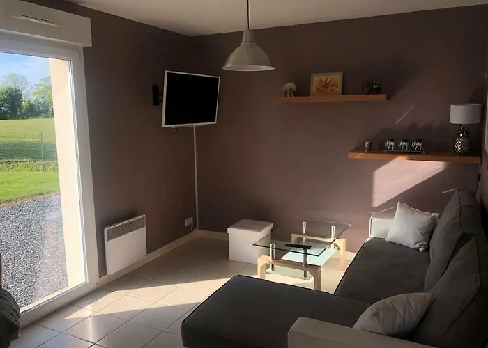 Holiday home Pavillon Individuel Cricqueville-en-Bessin